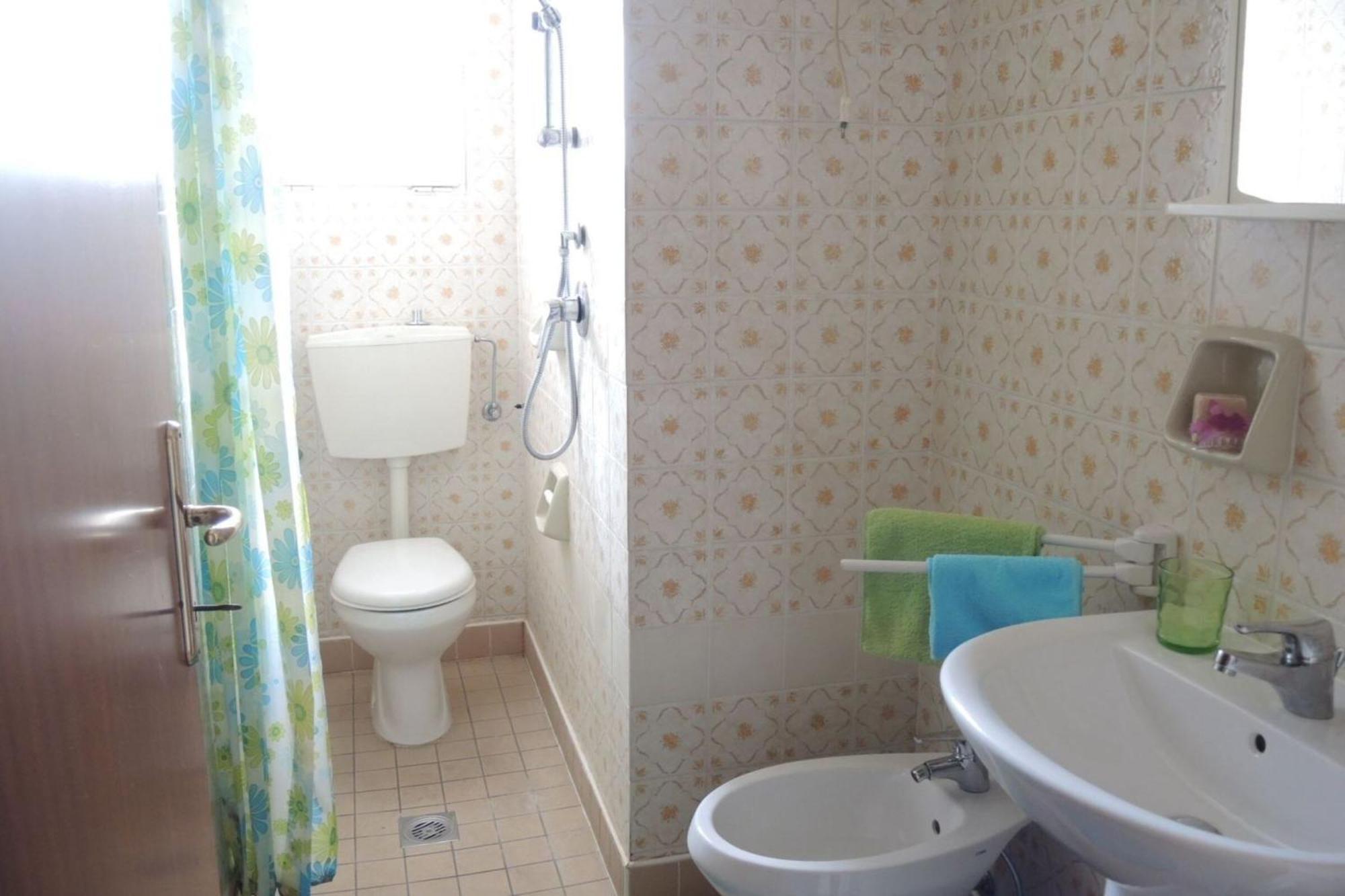 Apartment Adorable Flat 250 M From The *